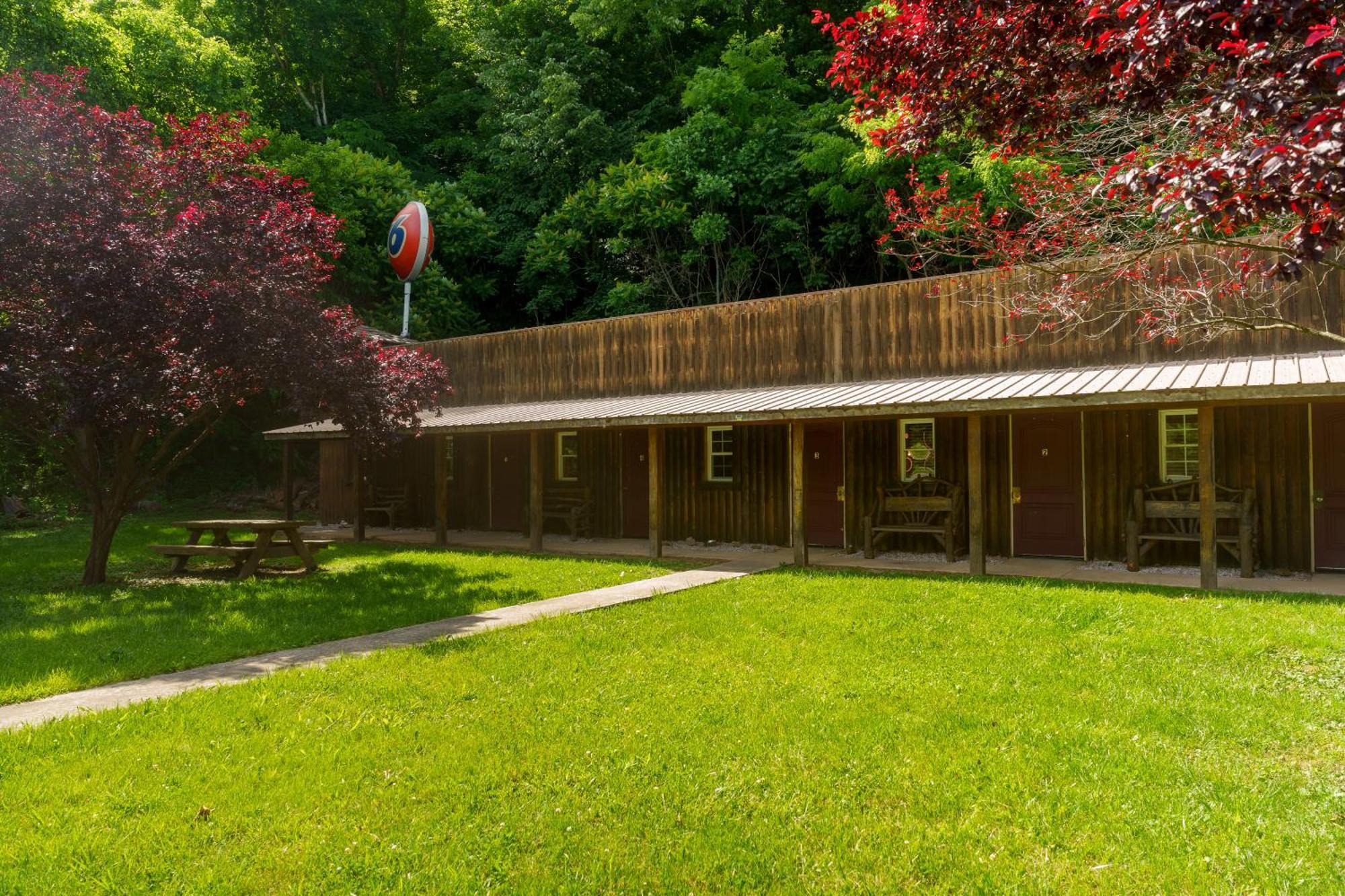 Seneca Pines Lodge Seneca Rocks Ngoại thất bức ảnh